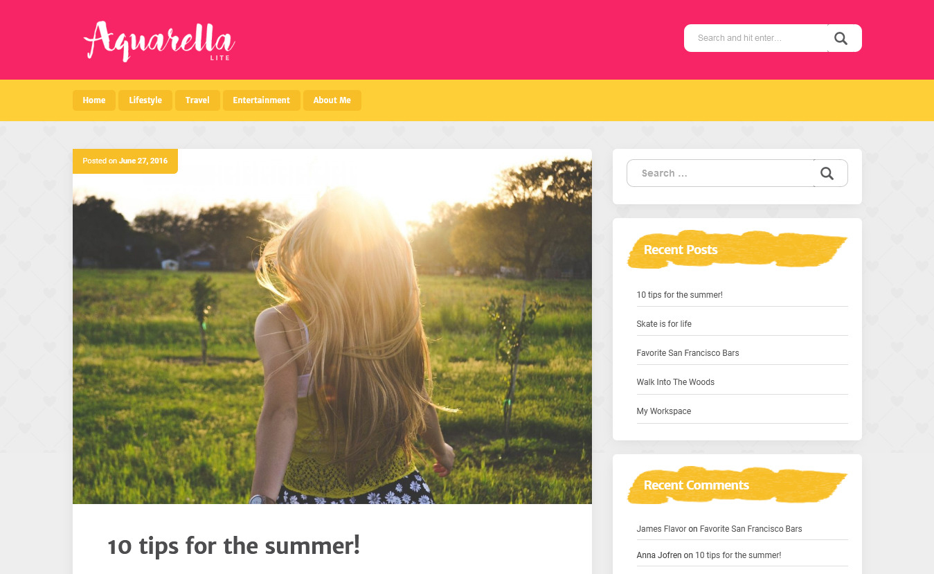 Aquarella Lite - Free Feminine WordPress Theme